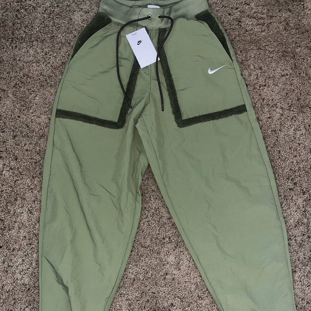 Nike Women’s Olive Green Winter Joggers